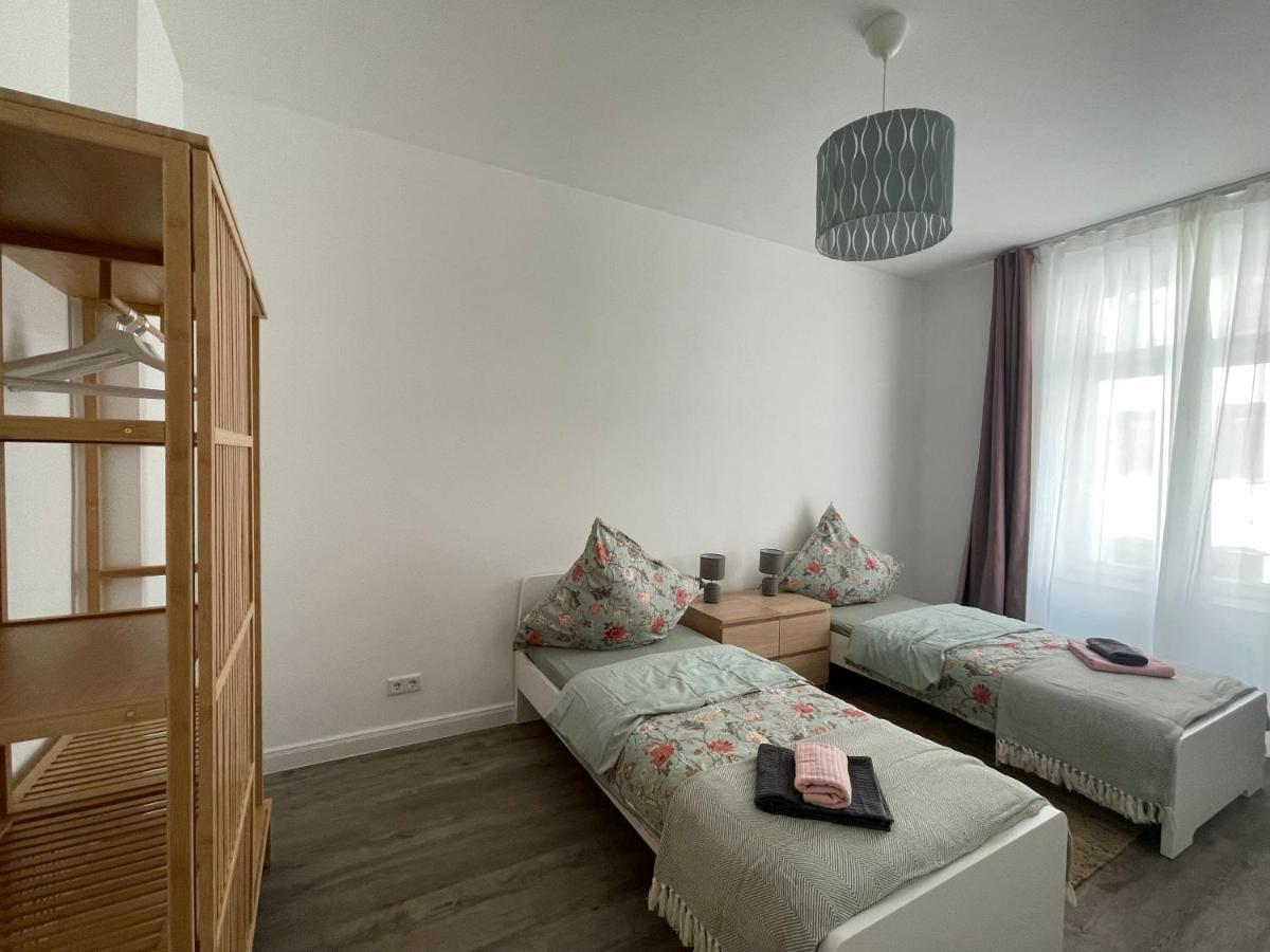 Boutique Hotel Pension Luisengruen Kueche 1Gbs Wlan Netflix Disney Magentatv Κέμνιτς Εξωτερικό φωτογραφία