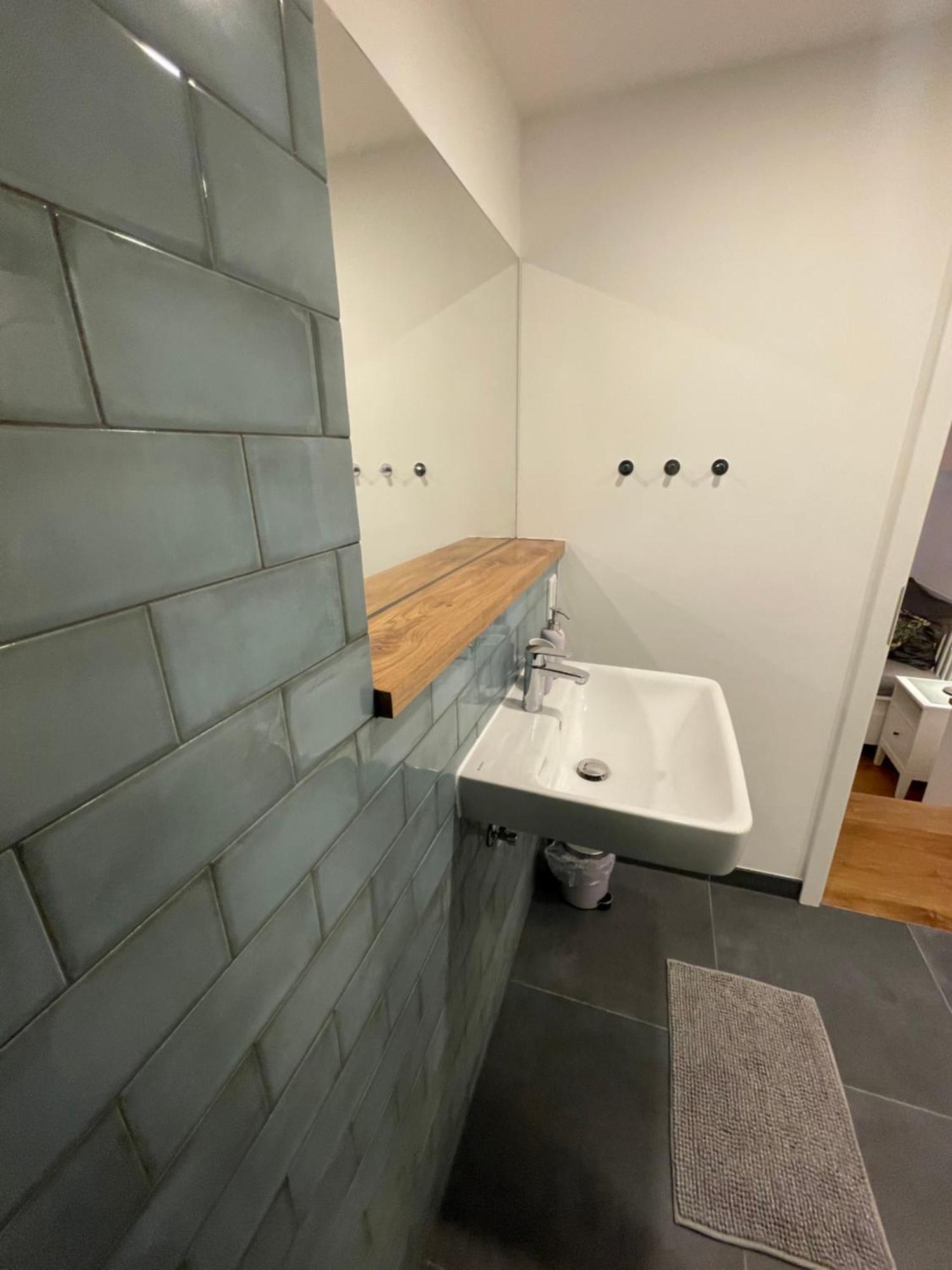 Boutique Hotel Pension Luisengruen Kueche 1Gbs Wlan Netflix Disney Magentatv Κέμνιτς Εξωτερικό φωτογραφία