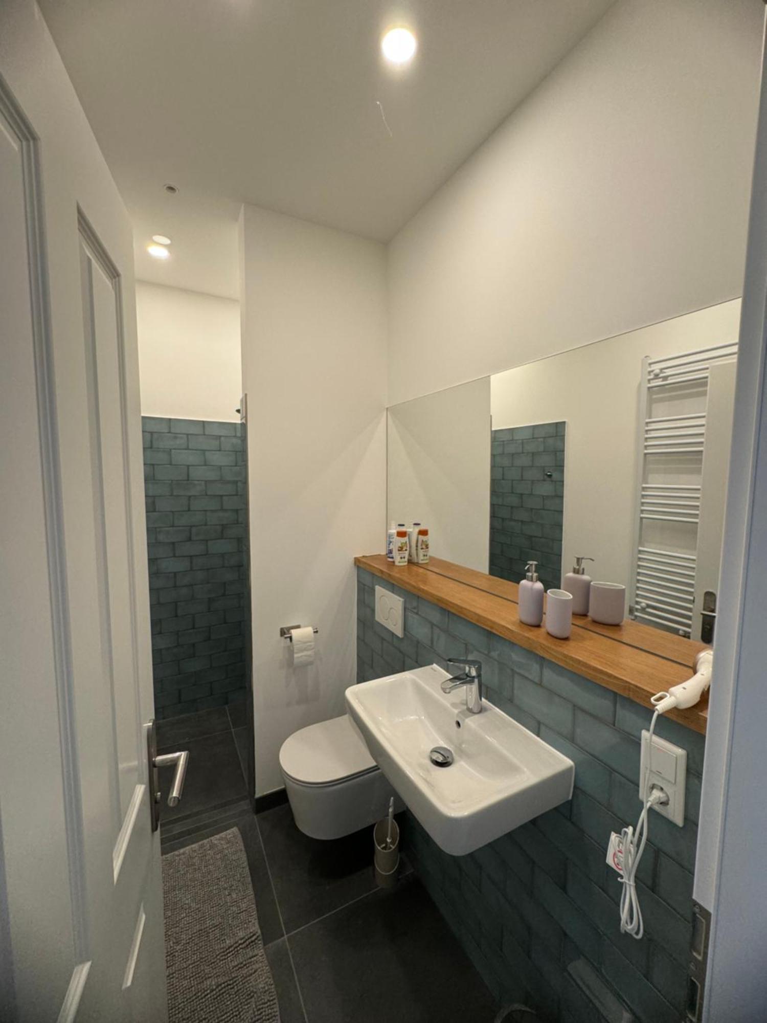 Boutique Hotel Pension Luisengruen Kueche 1Gbs Wlan Netflix Disney Magentatv Κέμνιτς Εξωτερικό φωτογραφία