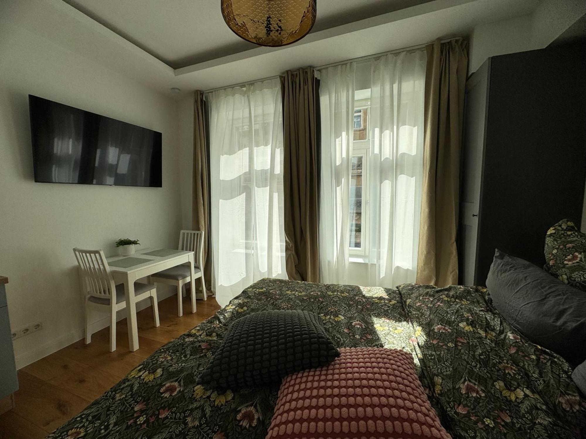 Boutique Hotel Pension Luisengruen Kueche 1Gbs Wlan Netflix Disney Magentatv Κέμνιτς Εξωτερικό φωτογραφία